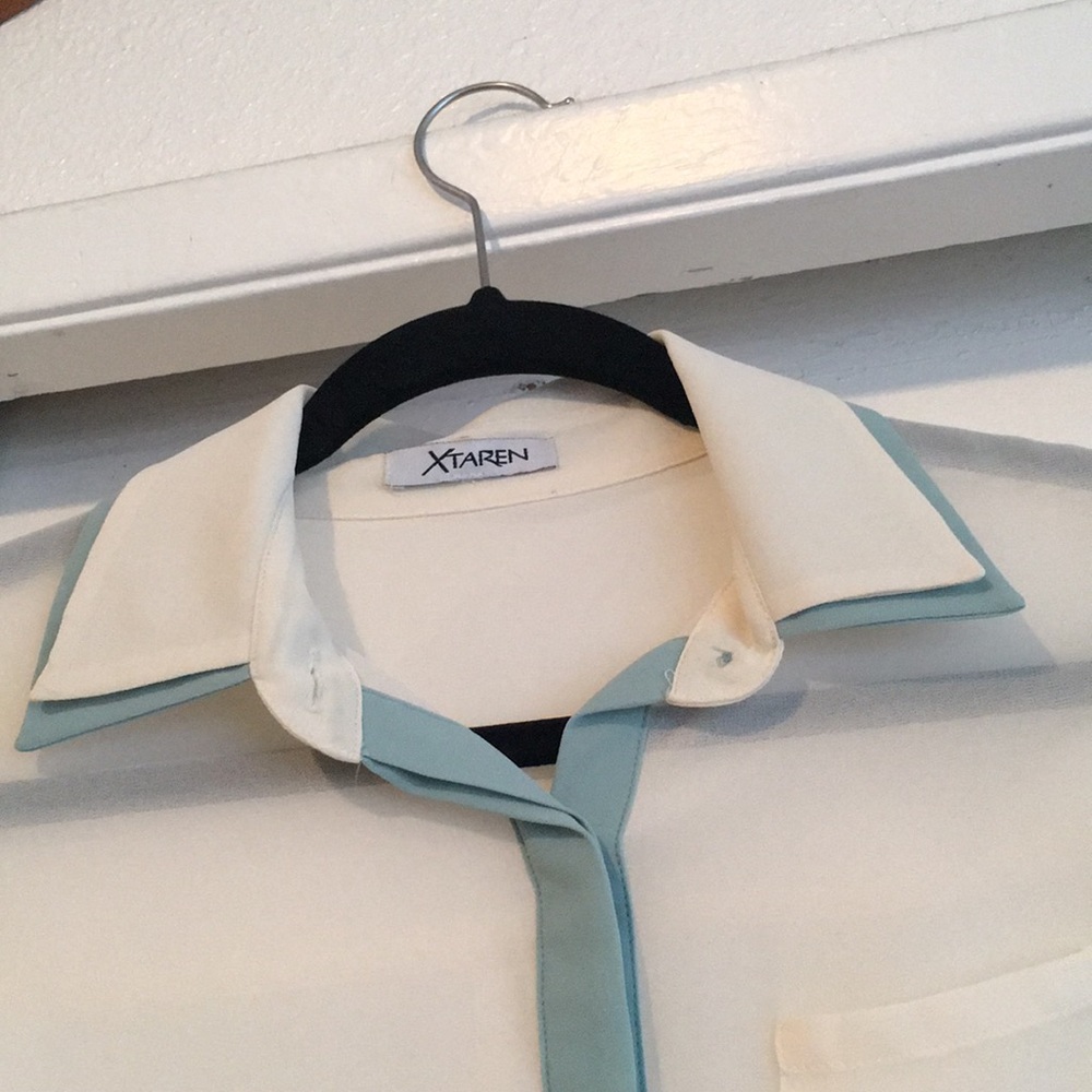 Color block button down top - Picture 4 of 5